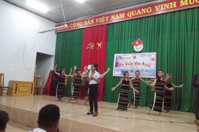 Đoàn thanh niên trường Phổ thông DTNT THCS và THPT Đăk R’Lấp tổ chức “Hội diễn văn nghệ” chào mừng  ngày nhà giáo Việt Nam 20/11/2017